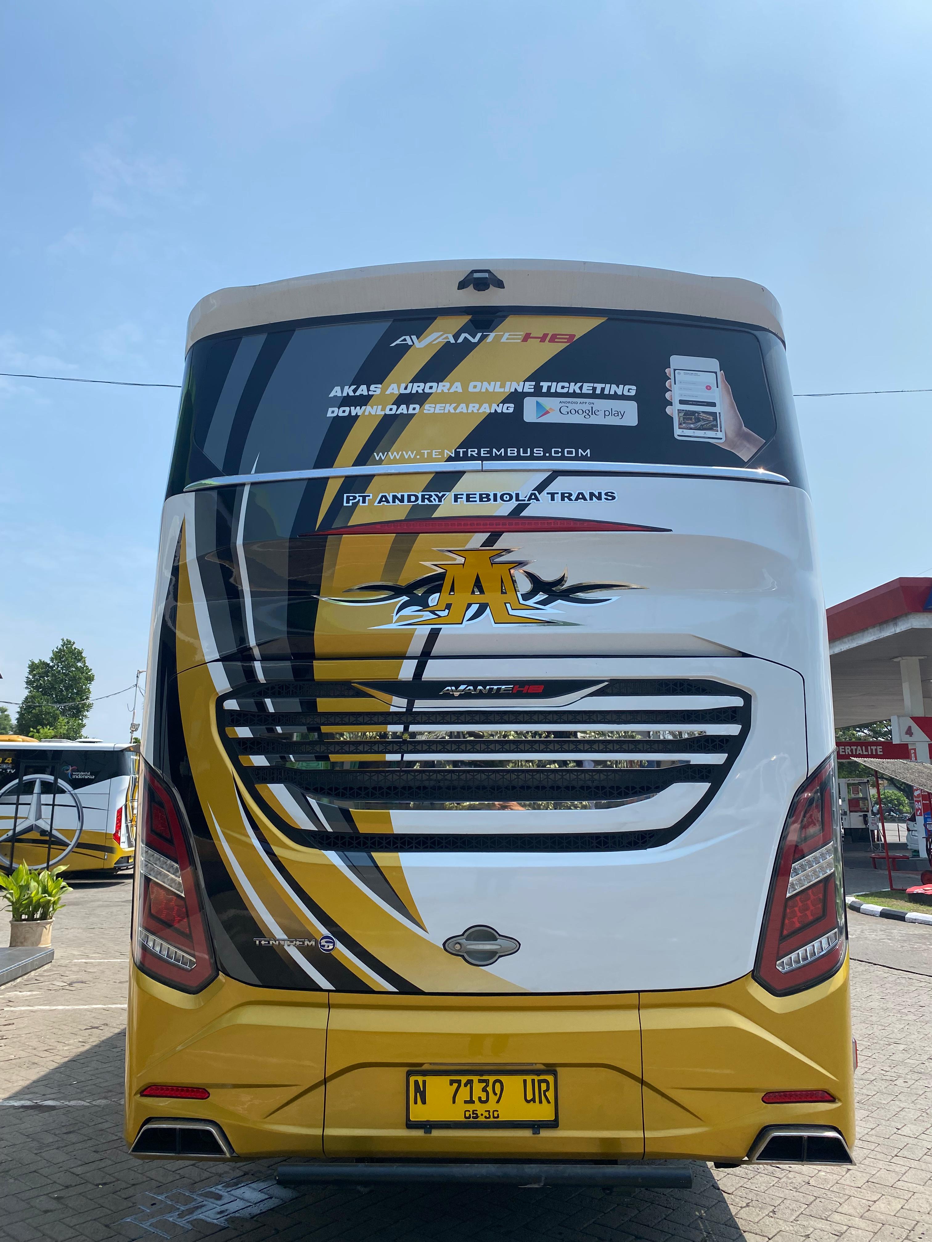 MEINISHA-MERCEDES BENZ-OH 1626 L 4X2 M